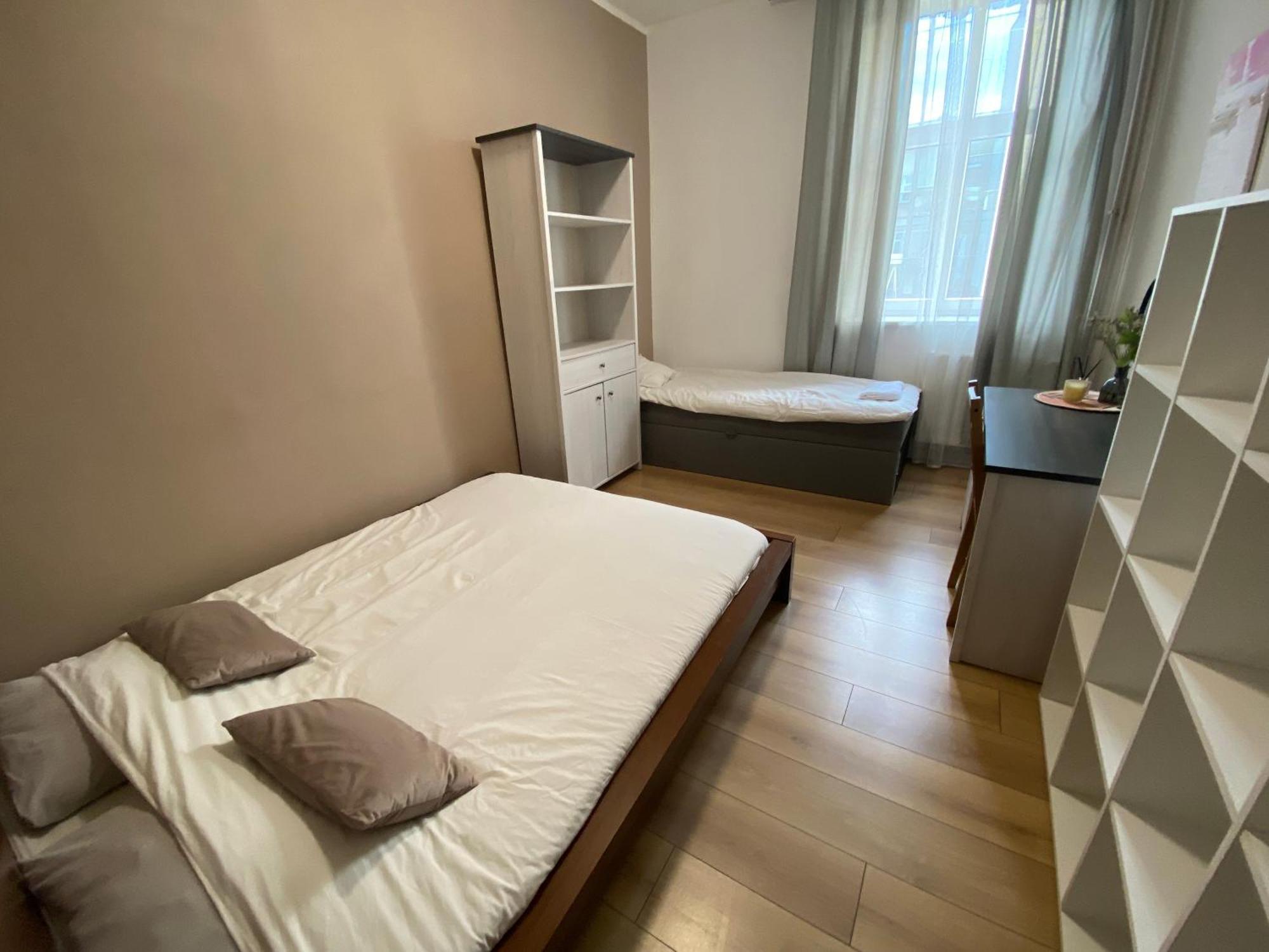 Pini Hostel - Przytulne Pokoje W Centrum Krakowa المظهر الخارجي الصورة