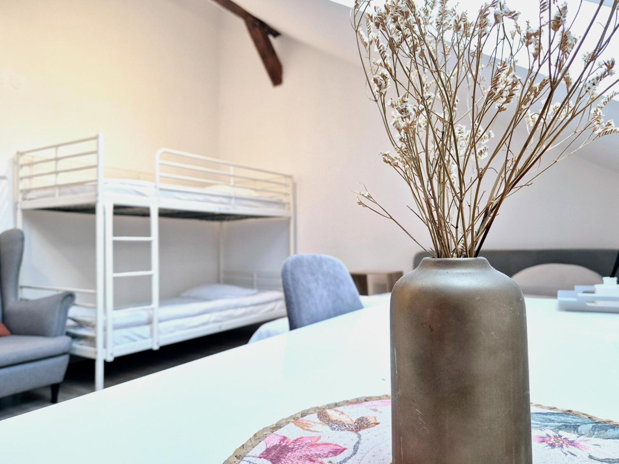 Pini Hostel - Przytulne Pokoje W Centrum Krakowa المظهر الخارجي الصورة