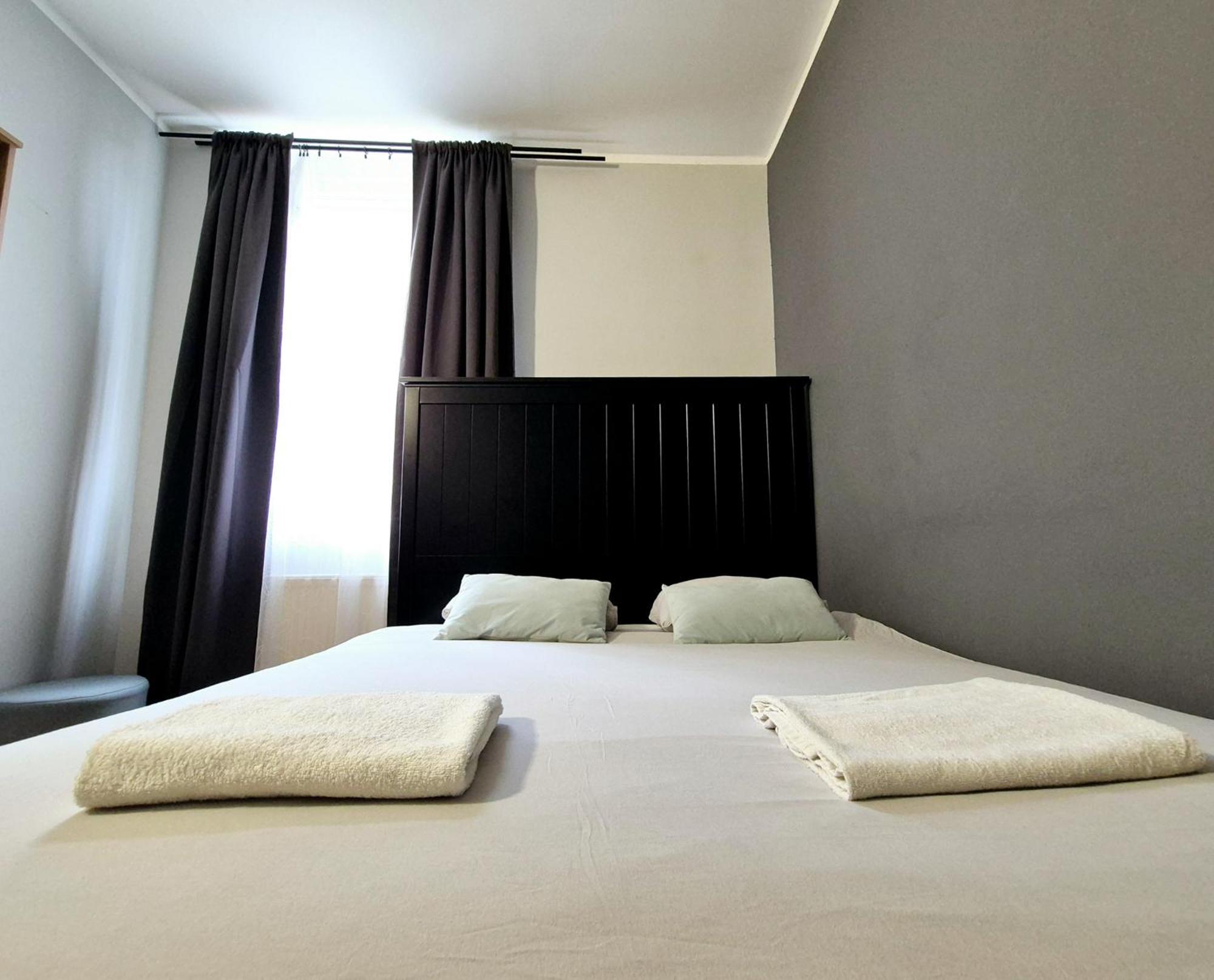 Pini Hostel - Przytulne Pokoje W Centrum Krakowa المظهر الخارجي الصورة
